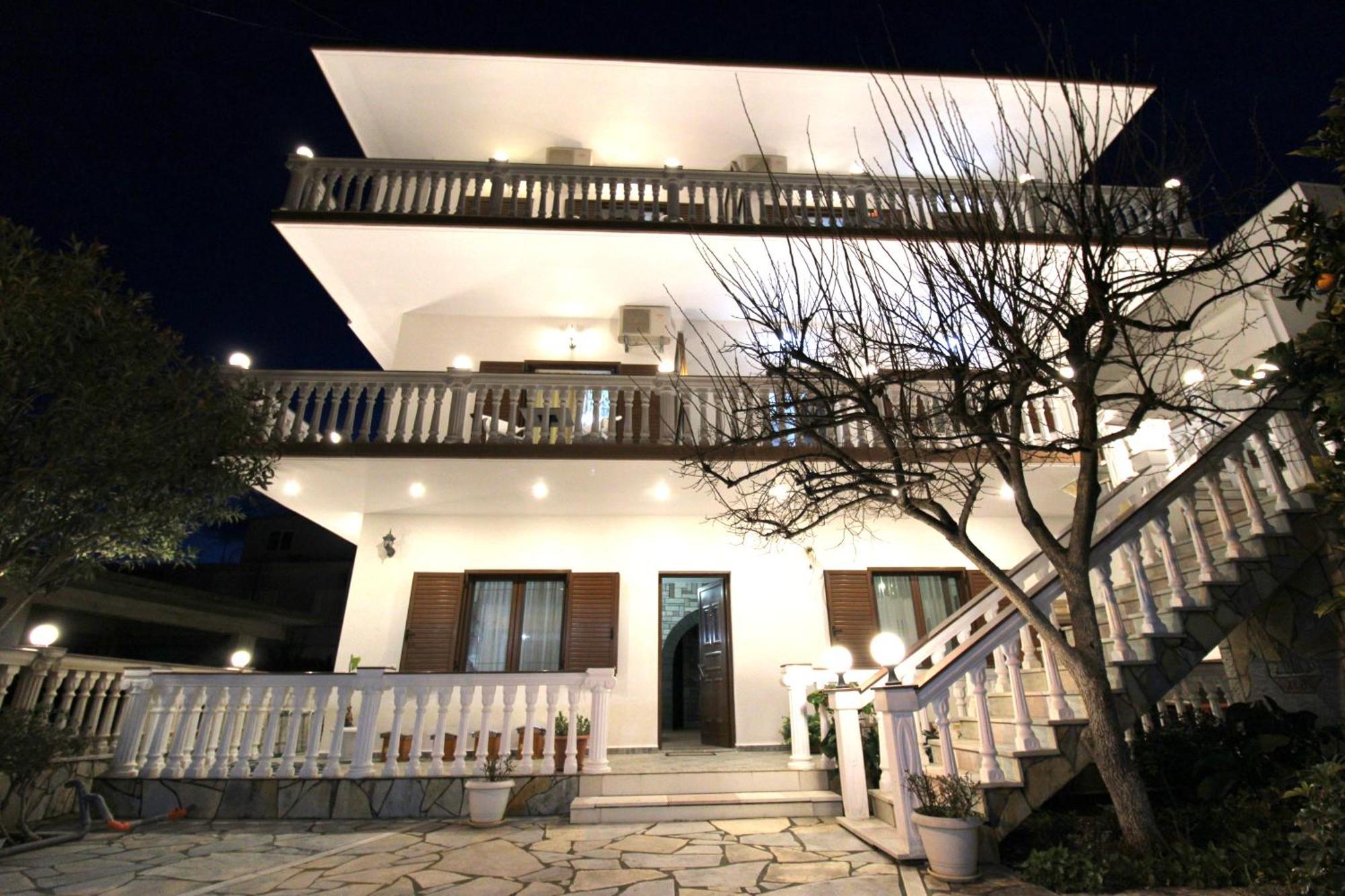 Garden Villa Dhesara Ксамил Экстерьер фото