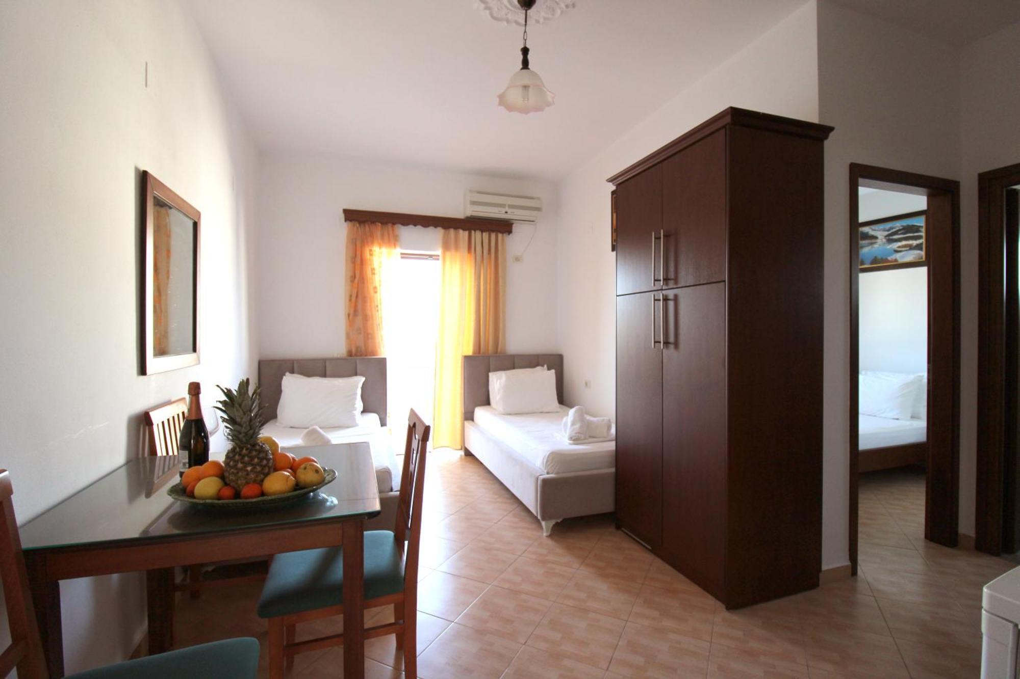 Garden Villa Dhesara Ксамил Экстерьер фото